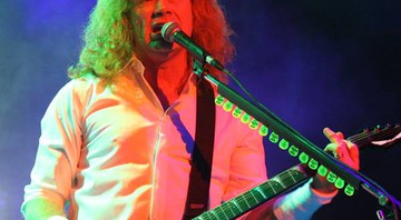 Dave Mustaine à frente do Megadeth na Via Funchal - Thais Azevedo