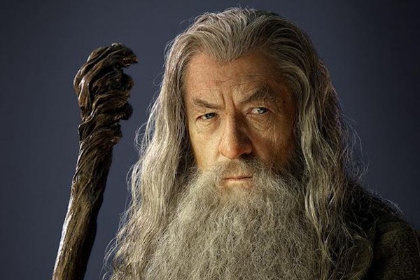 Ian McKellen é Gandalf em O Hobbit: Uma Viagem Inesperada