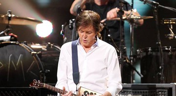 Paul McCartney e Dave Grohl - AP