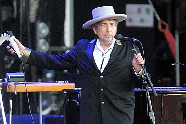 Shows 2012 - Bob Dylan