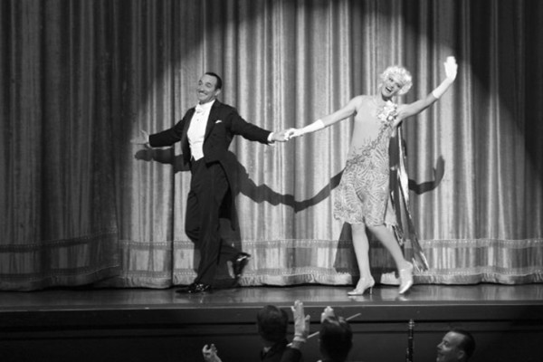 O Artista

Michel Hazanavicius conquistou pelo inesperado. E porque o muito bem-feito filme mudo em preto e branco cativou a Academia com a bem-humorada saga do casal de atores.