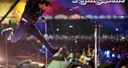 O Pearl Jam tocou para 60 mil pessoas... - CAMBRIA HARKEY/DIVULGAÇÃO