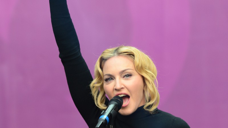 Madonna

A cantora também lapidou seu lado filantropo. Ela, por exemplo, arrecadou mais de US$ 7 milhões com a venda de uma tela cubista de Fernand Léger e destinou o dinheiro à educação de meninas de países como Afeganistão e Paquistão.