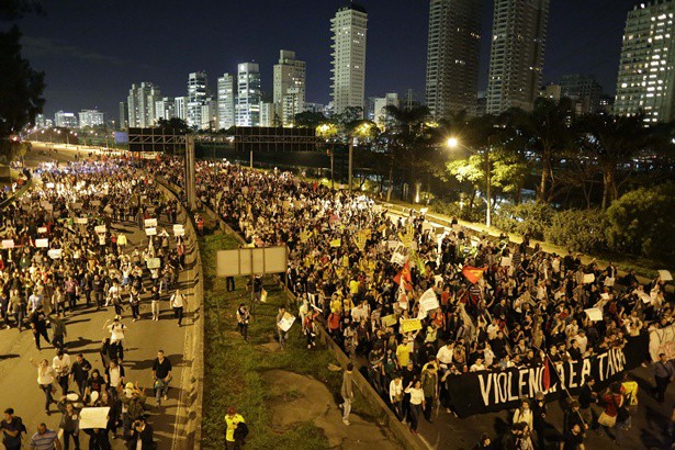 Manifestantes reunidos em São Paulo