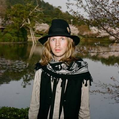 Beck - Reprodução/Facebook oficial