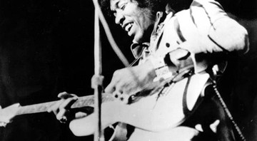 <b>Jimi Hendrix</b>
<br>
O melhor guitarrista de todos os tempos, segundo a <i>Rolling Stone</i>. Isso é suficiente.
 - AP