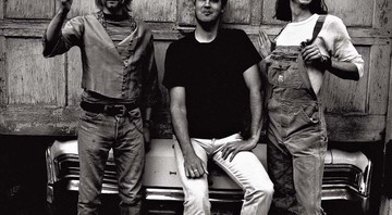 TEMPO FÉRTIL Mesmo envolvido com drogas pesadas e conflitos pessoais, Kurt Cobain e os parceiros Krist Novoselic e Dave Grohl gravaram bastante entre 1993 e 94 - Anton Corbijn/Divulgação