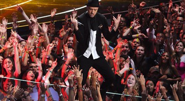 Justin Timberlake cantando no evento - Charles Sykes/AP