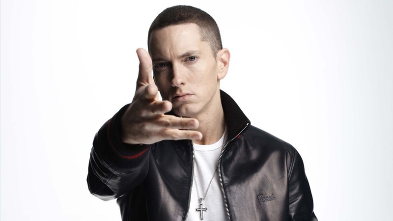 Então você acha que pode se considerar fã de Eminem só porque você decorou os primeiros versos de “Lose Yourself”? Prepare-se para enlouquecer com essas faixas diabolicamente brilhantes do rapper que só os maiores fãs conhecem. 