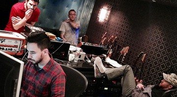 Linkin Park em estúdio - Reprodução / Instagram