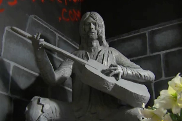 Kurt Cobain - Estátua