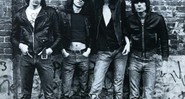 Ramones - Ramones (1976) - 600x600