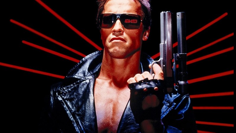 Arnold Schwarzenegger em cena do filme Exterminador do Futuro