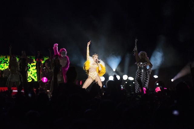 A cantora norte-americana Miley Cyrus faz show na Arena Anhembi, em São Paulo