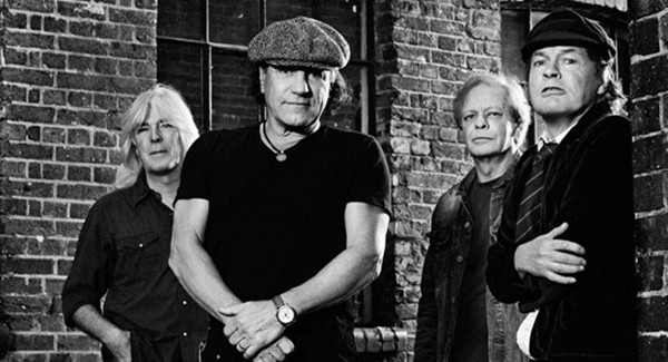 Mesmo sem dois membros-chave, AC/DC está de volta com novo disco e promessa de turnê