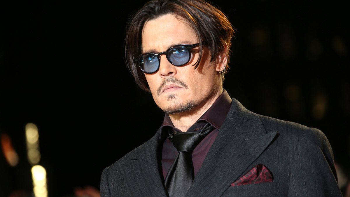 Depp x Heard: fã do ator já gastou US$ 30 mil para acompanhar