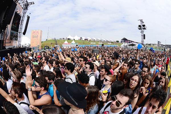 Lollapalooza 2014: público não enfrenta dificuldades para entrar no Autódromo