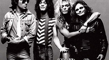 (Da esq. para a dir.) Alex Van Halen, Eddie Van Halen, Roth e Michael Anthony - 
