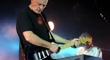 David Gilmour durante show na Itália, em 2006 - Luigi Costantini/AP