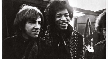 Hendrix com o baterista Mitch Mitchell (à esq.) - Divulgação
