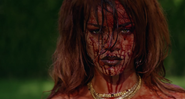 Rihanna em cena do clipe "Bitch Better Have My Money" - Reprodução/Vídeo