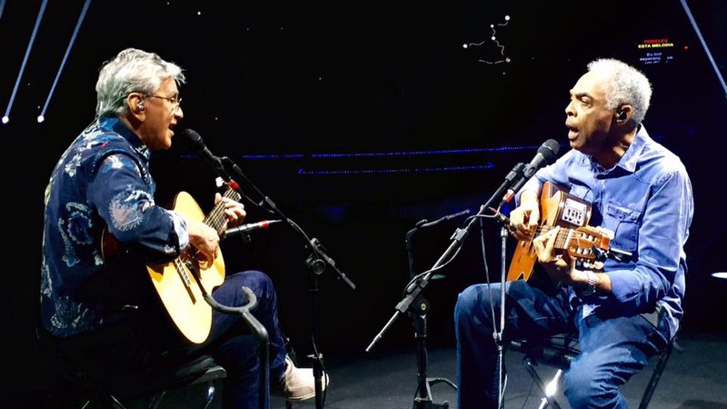 Gilberto Gil e Caetano Veloso em show da turnê Dois Amigos, Um Século de Música 