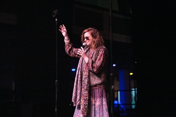 Amy Poehler no Festival Supreme 2015