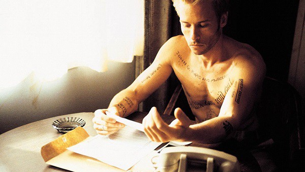 Rolling Stone · Amnésia, de Christopher Nolan, terá remake 15 anos após o lançamento