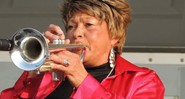 A trompetista Cynthia Robinson - Reprodução/ Facebook