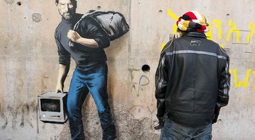 Steve Jobs retratado por Banksy como refugiado sírio - Reprodução/Site oficial