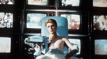 O Homem que Caiu na Terra, com David Bowie - Divulgação