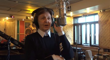 Paul McCartney em vídeo para o Skype - Reprodução/Vídeo