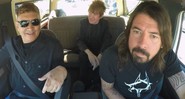 Dave Grohl e Pat Smear (ex-Nirvana, atuais Foo Fighters) em vídeo de passeio de carro por refúgios de David Bowie em Los Angeles, nos Estados Unidos
 - Reprodução/Vídeo