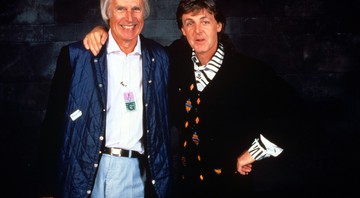 George Martin e Paul McCartney na ocasião de um show em Knebworth, na Grã-Bretanha, em 1990 - Rex Features/AP