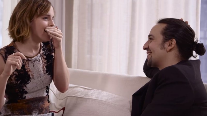 Emma Watson e Lin-Manuel Miranda em vídeo sobre igualdade de gênero