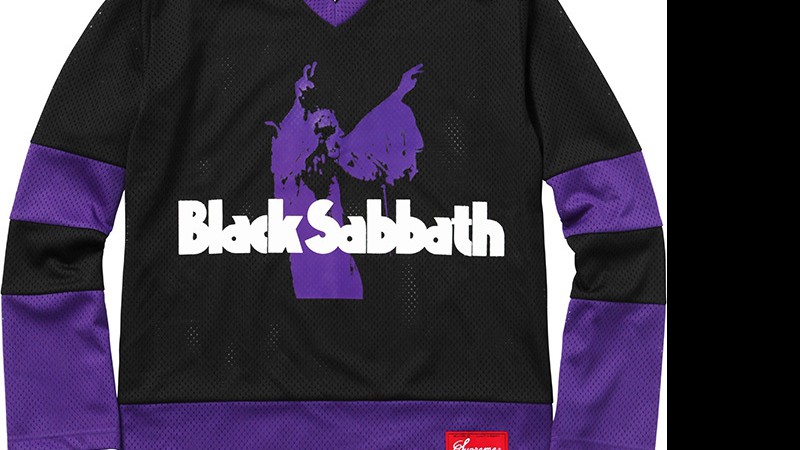 Peça de roupa da coleção do Black Sabbath com a Supreme