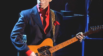 O cantor Prince em 2004, durante a cerimônia de inclusão no Hall da Fama do Rock and Roll - Nicolas Khayat/ABACA/AP