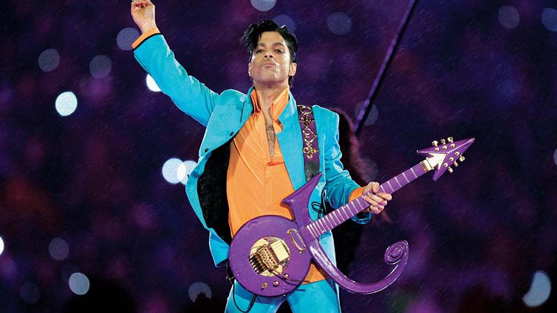 Em fevereiro de 2007, Prince fez uma apresentação embasbacante no intervalo do Super Bowl