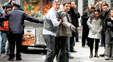 Clooney e O’Connell em situação letal