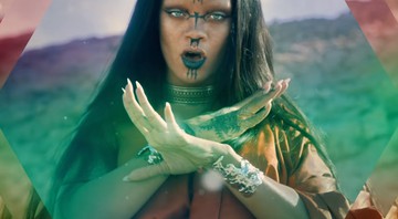 A cantora Rihanna em cena do clipe de “Sledgehammer”, da trilha sonora de Star Trek: Sem Fronteiras - Reprodução/Vídeo