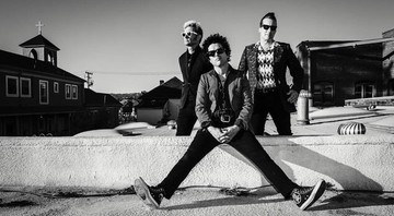 Bllie Joe Armstrong, Mike Dirnt e Tré Cool, do Green Day, em foto de 2016 - Reprodução/Facebook