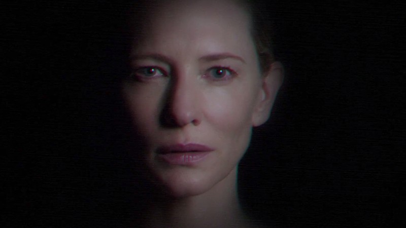 A atriz Cate Blanchett durante clipe de “The Spoils”, faixa do EP homônimo do Massive Attack