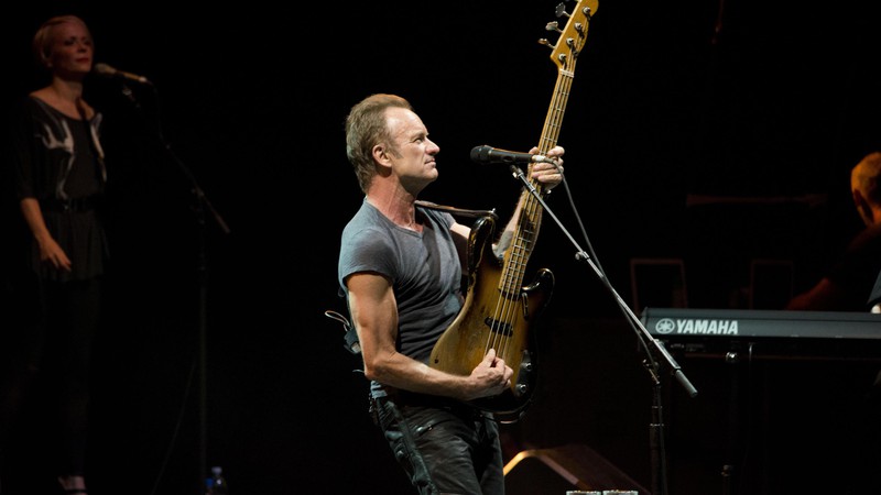 Sting durante show em julho de 2016, em Roma, na Itália