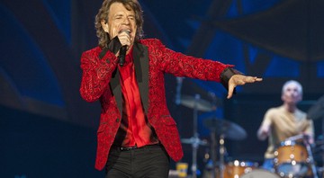 Mick Jagger, dos Rolling Stones, se apresenta no Indianapolis Motor Speedway (Foto: Barry Brecheisen/AP)