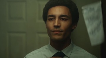 Devon Terrell interpreta Obama em <i>Barry</i>, biografia cinematográfica que reconta a história do atual presidente norte-americano  - Reprodução/Netflix