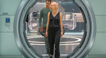 Pratt e Jennifer exploram o espaço em <i>Passageiros</i>.
 - Jaimie Trueblood/Columbia Pictures/Divulgação