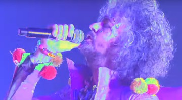 Wayne Coyne na apresentação do Flaming Lips no <i>The Late Show</i> - Reprodução