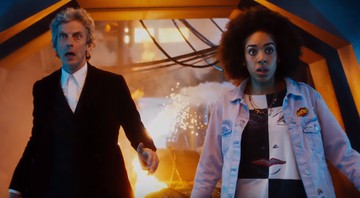 Peter Capaldi como Doctor e Pearl Mackie como Bill Potts na décima temporada de Doctor Who - Reprodução