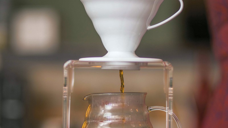 Cinco sentidos
A Academia ensina métodos de extração e a classificar o café