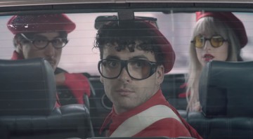 Paramore no clipe de "Told You So" - Reprodução